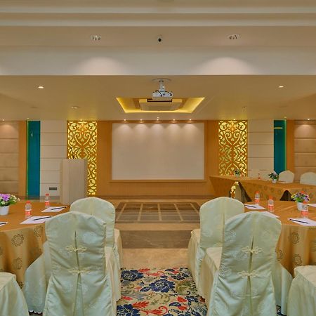 Skk Blu Hotel & Spa Ουνταϊπούρ Εξωτερικό φωτογραφία