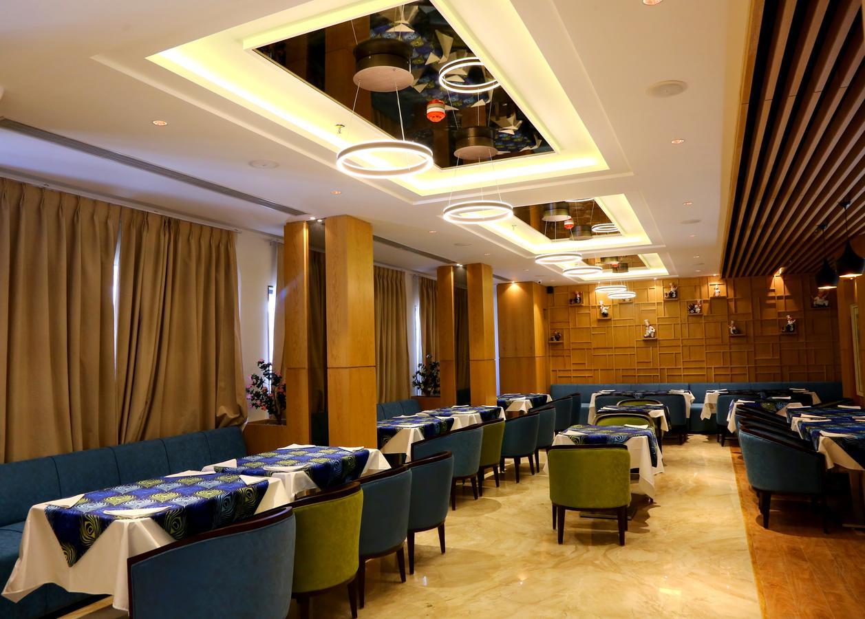 Skk Blu Hotel & Spa Ουνταϊπούρ Εξωτερικό φωτογραφία