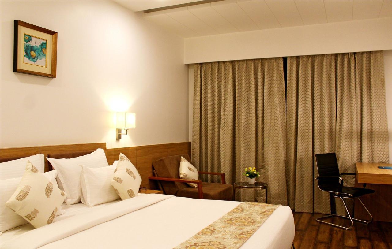 Skk Blu Hotel & Spa Ουνταϊπούρ Εξωτερικό φωτογραφία