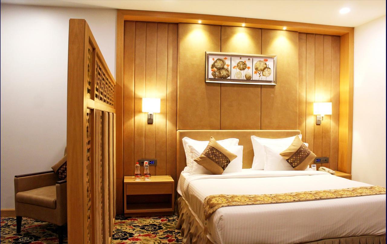 Skk Blu Hotel & Spa Ουνταϊπούρ Εξωτερικό φωτογραφία