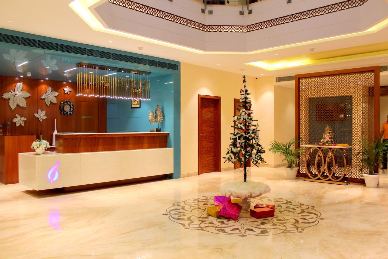 Skk Blu Hotel & Spa Ουνταϊπούρ Εξωτερικό φωτογραφία