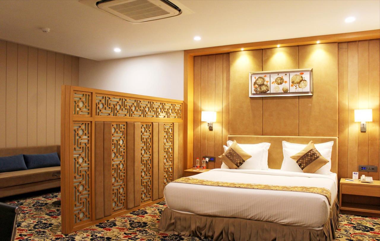 Skk Blu Hotel & Spa Ουνταϊπούρ Εξωτερικό φωτογραφία