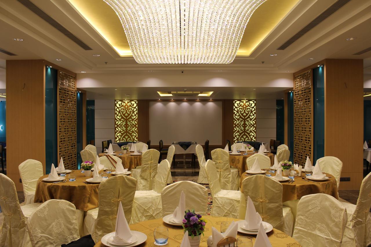 Skk Blu Hotel & Spa Ουνταϊπούρ Εξωτερικό φωτογραφία