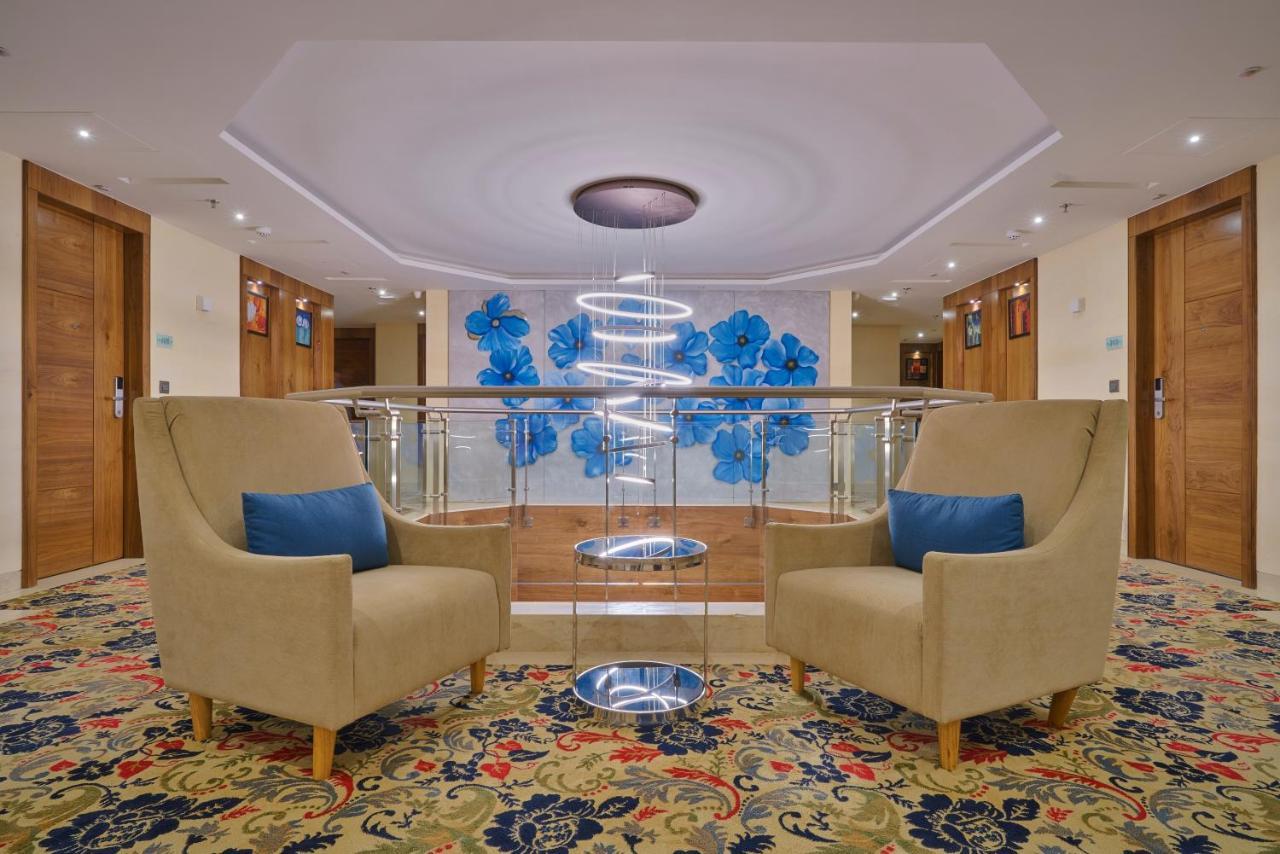 Skk Blu Hotel & Spa Ουνταϊπούρ Εξωτερικό φωτογραφία
