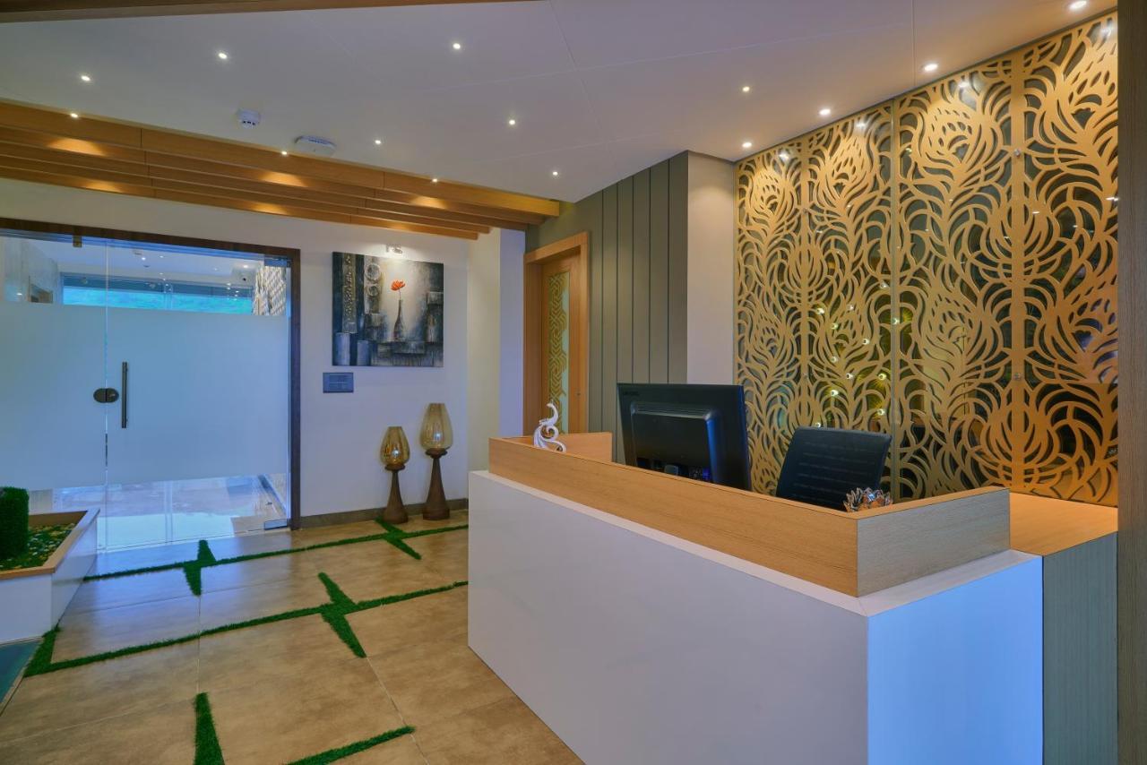 Skk Blu Hotel & Spa Ουνταϊπούρ Εξωτερικό φωτογραφία