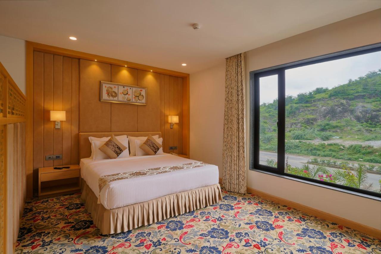 Skk Blu Hotel & Spa Ουνταϊπούρ Εξωτερικό φωτογραφία