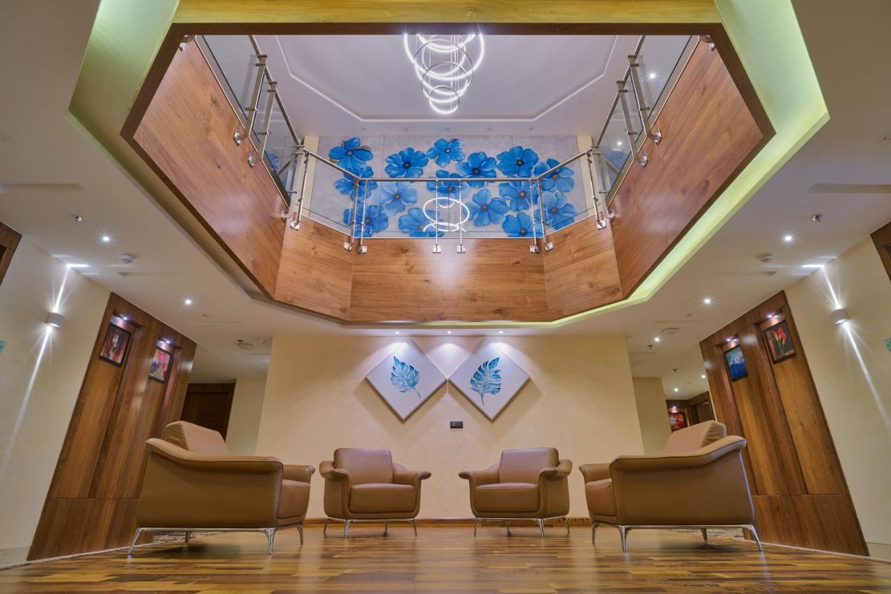 Skk Blu Hotel & Spa Ουνταϊπούρ Εξωτερικό φωτογραφία