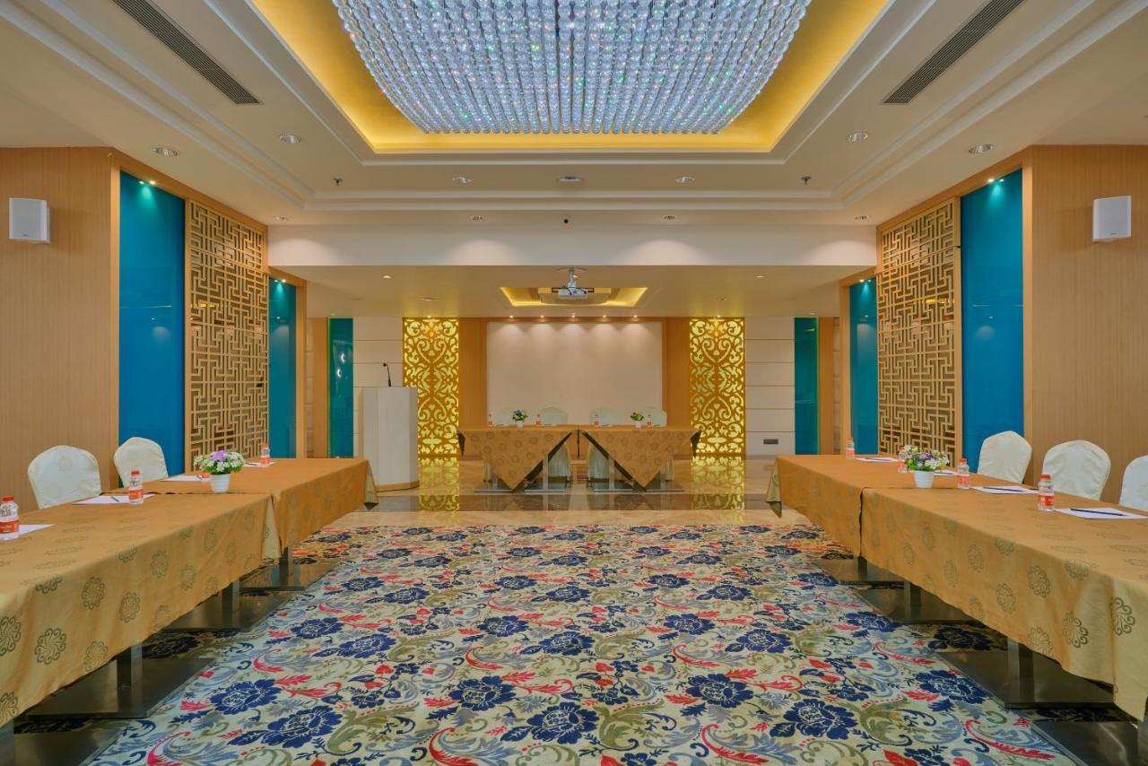 Skk Blu Hotel & Spa Ουνταϊπούρ Εξωτερικό φωτογραφία