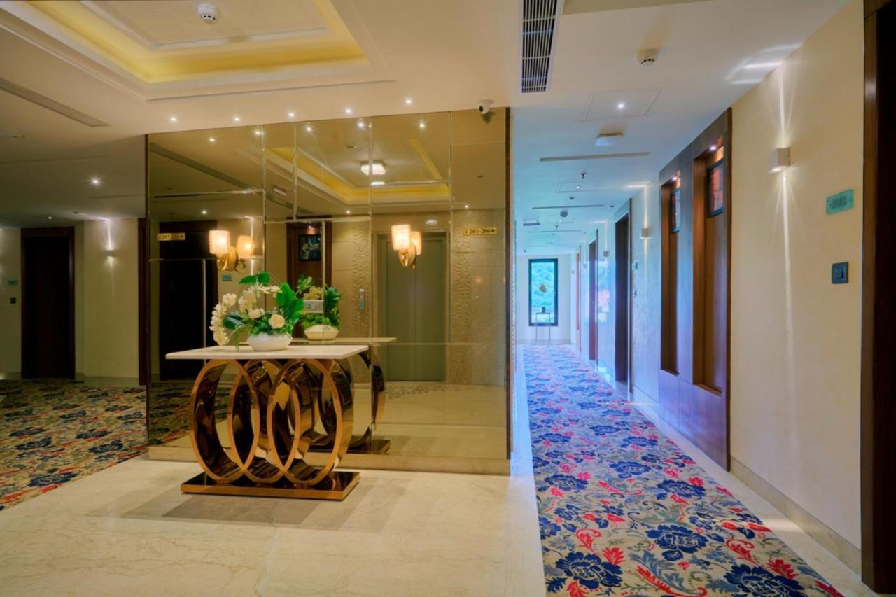 Skk Blu Hotel & Spa Ουνταϊπούρ Εξωτερικό φωτογραφία