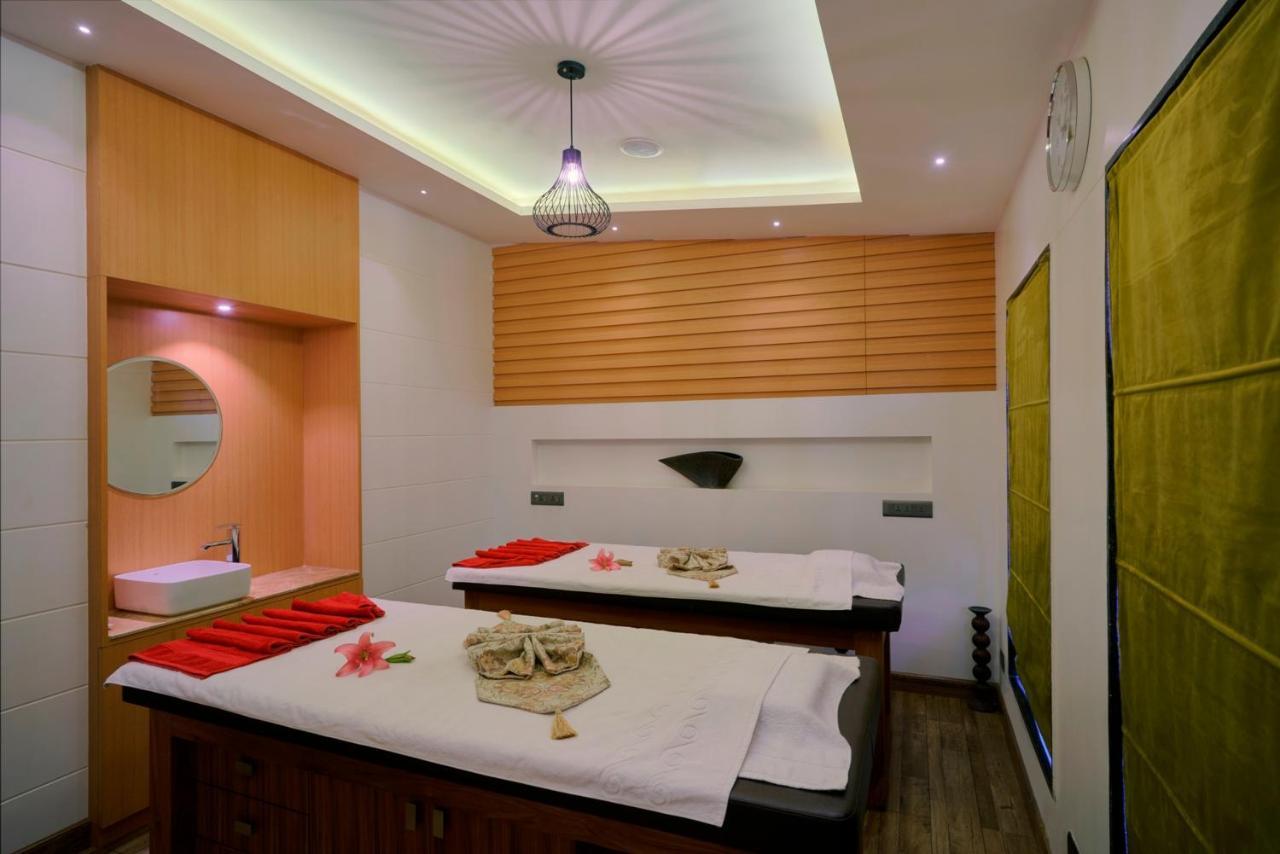 Skk Blu Hotel & Spa Ουνταϊπούρ Εξωτερικό φωτογραφία